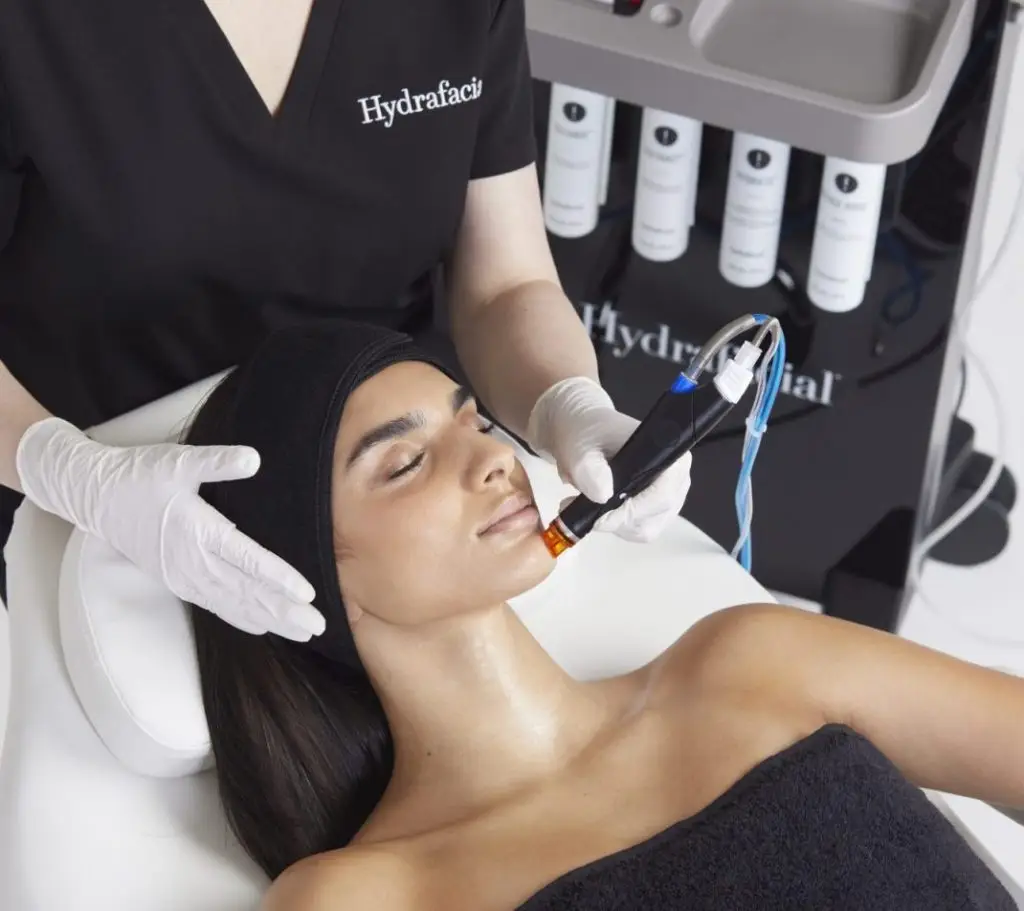 Ava_Treatment_Face_2518-1536x953